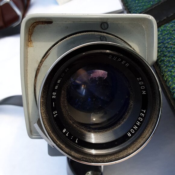 Various Camera Related Bundle, Flash, Camera Case, Technicolor and Box Camera - Picture 3 of 10